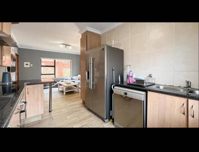 2 BEDROOM APARTMENT FOR SALE IN MEYERSDAL